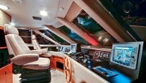 Azimut Yacht ANDIAMO -  Pilothouse